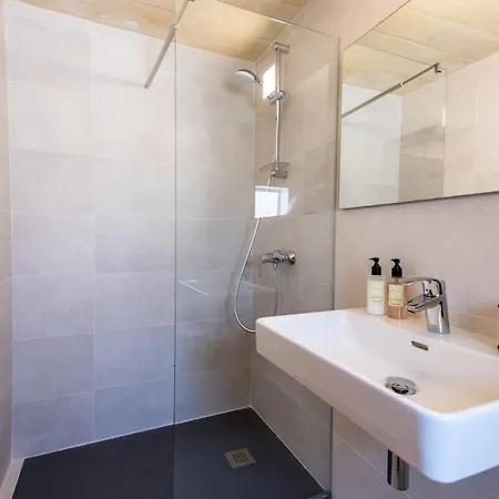 בית נופש Dar Ta' Mansi With Private Pool Għarb