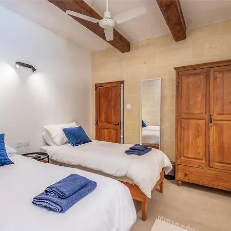 Dar Ta' Mansi With Private Pool *