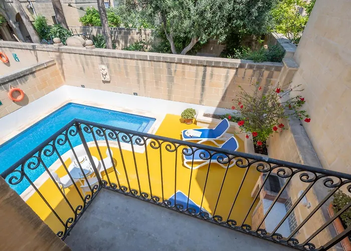 Dar Ta' Mansi With Private Pool Nyaraló Għarb